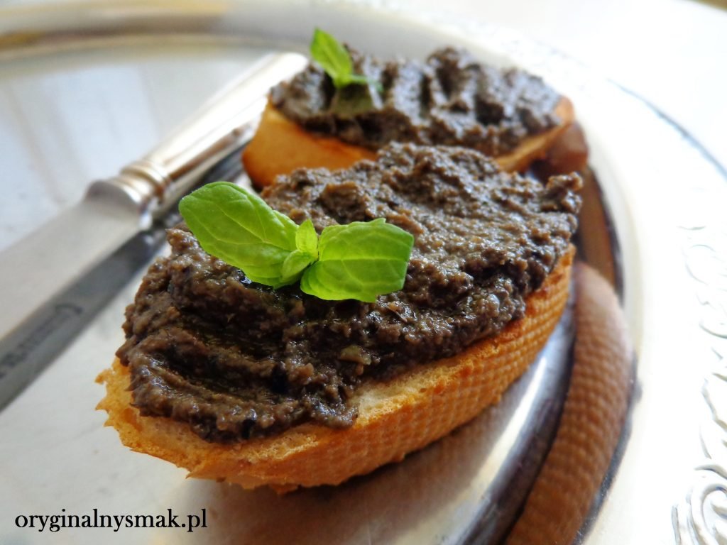 Tapenada z czarnych oliwek