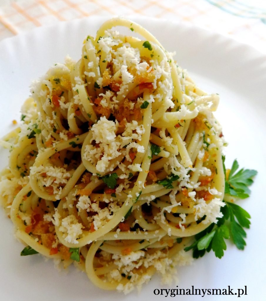 Spaghetti pangrattato