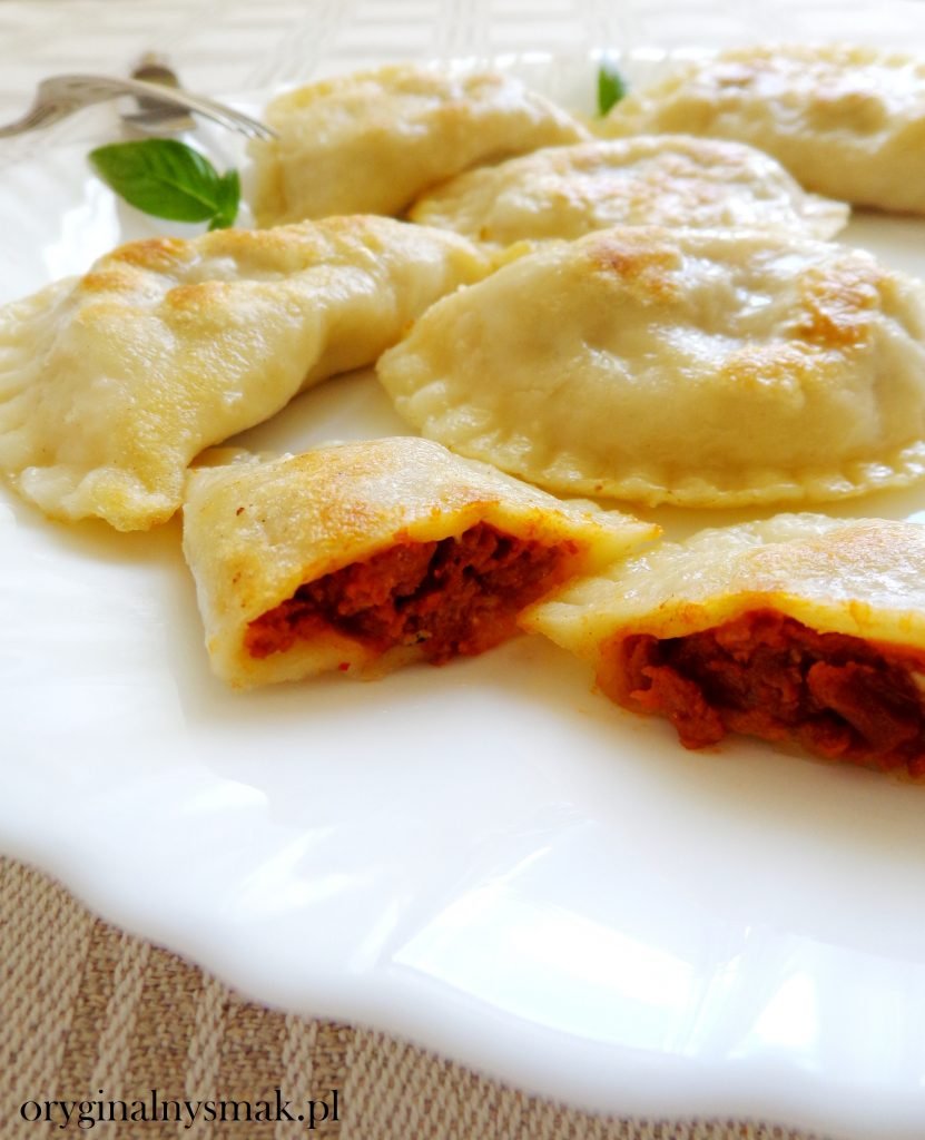 Smażone pierogi z wołowiną