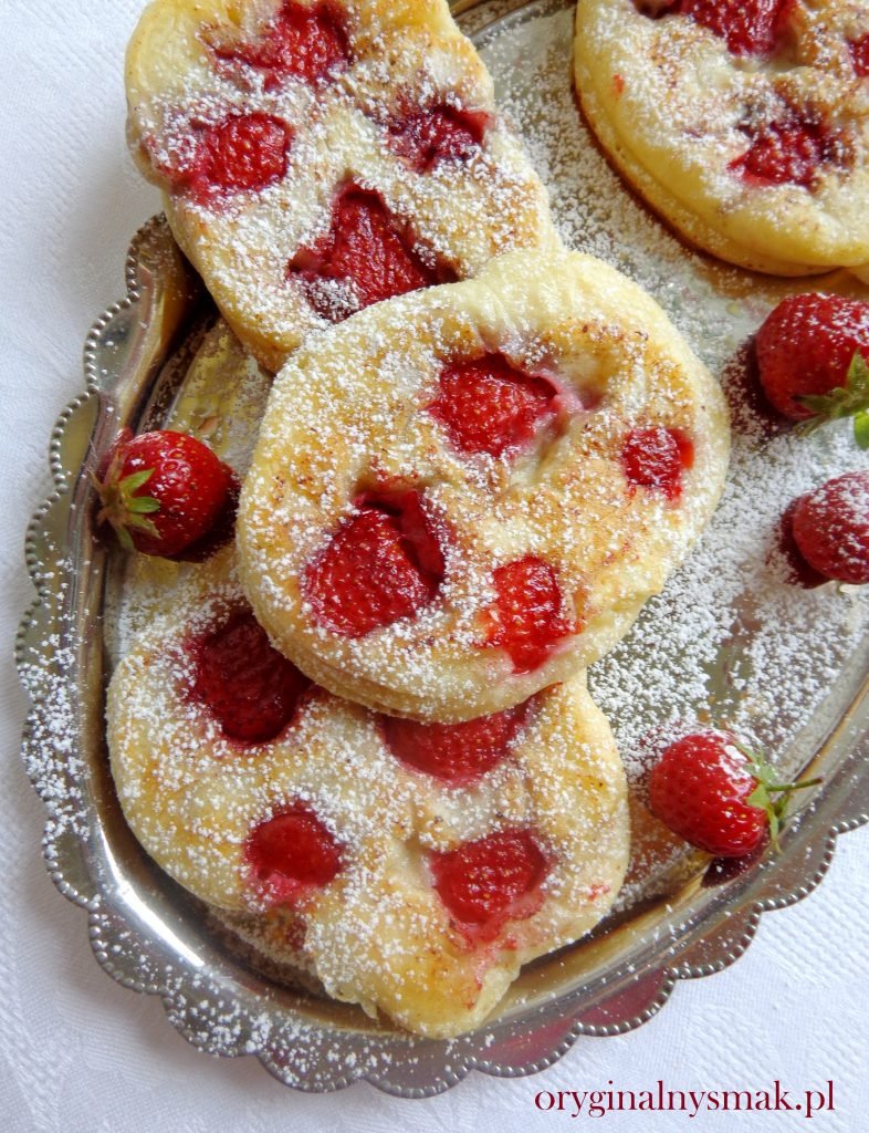 Pancakes z truskawkami