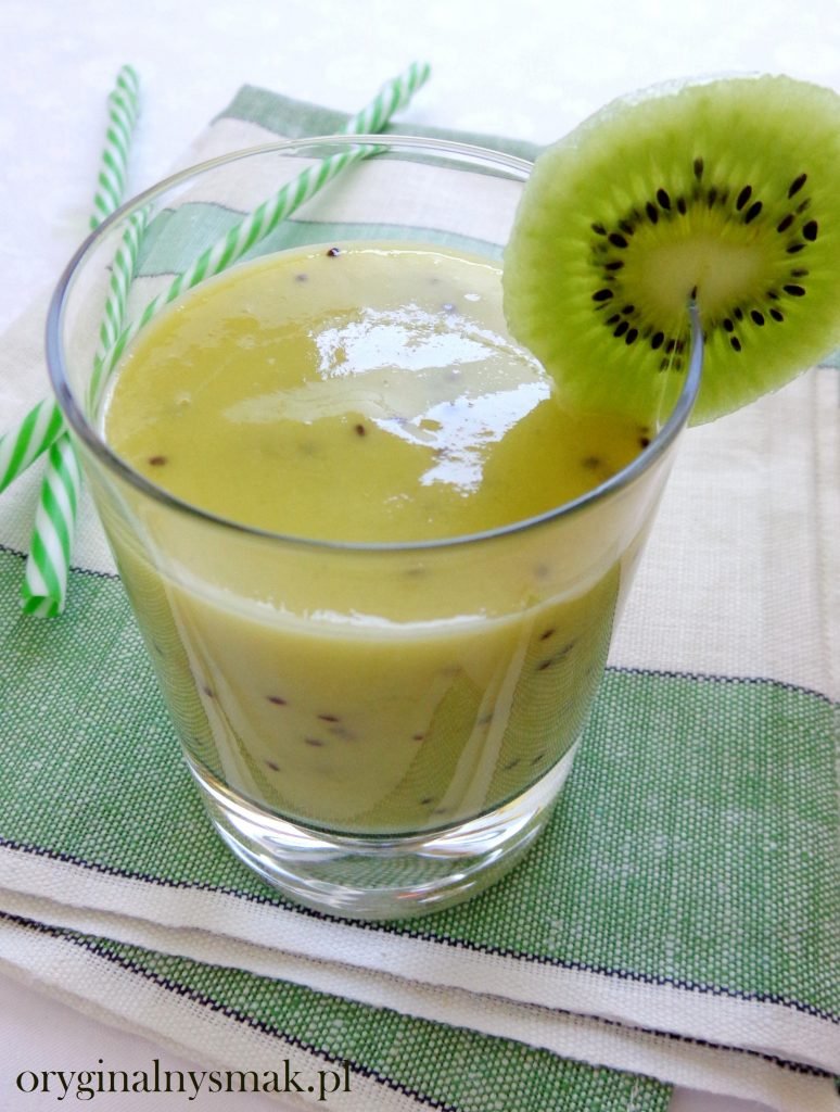 Koktajl z mango i kiwi