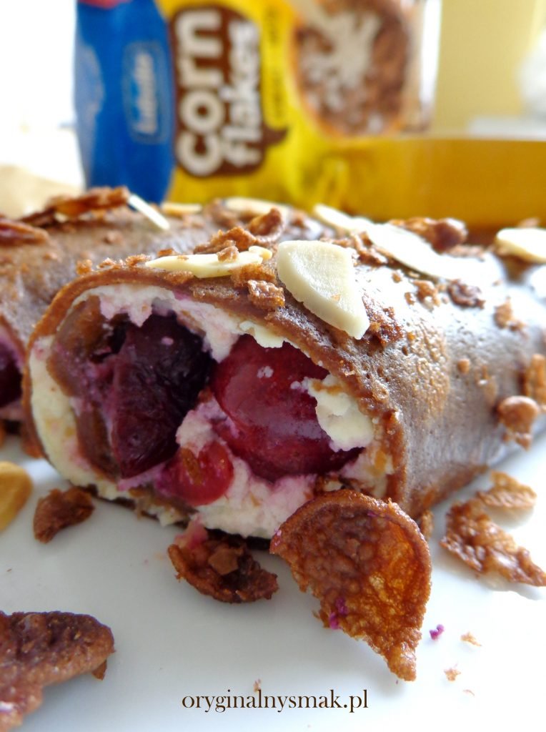 Zapiekane naleśniki czekoladowe z czereśniami