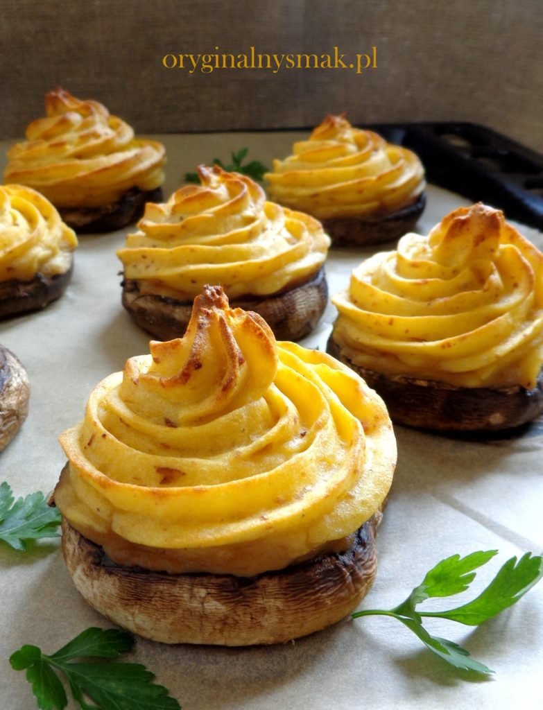 Pieczarki faszerowane puree ziemniaczanym z boczkiem