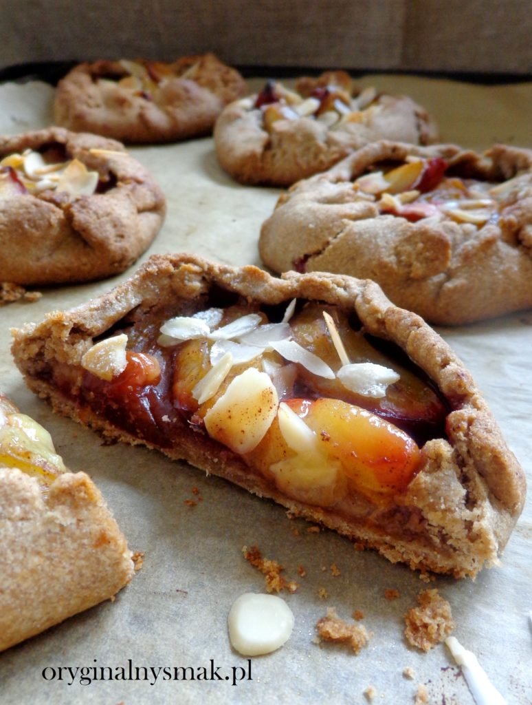 Mini galette ze śliwkami