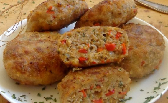 Kotlety mielone z papryką i czosnkiem niedźwiedzim