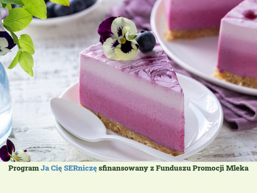 Sernik jagodowy ombre