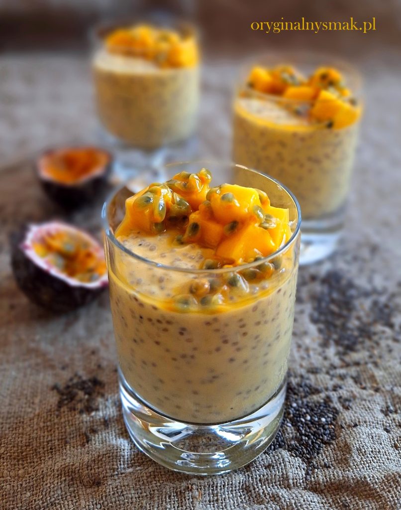 Pudding chia mango lassi