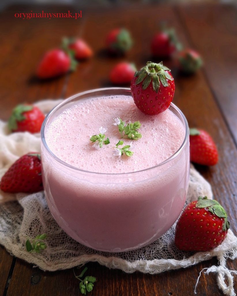 Koktajl truskawkowy z kefirem