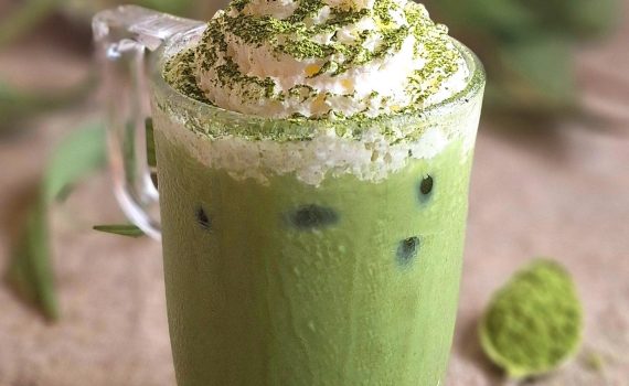 Iced matcha latte