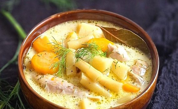 Zupa z fasolką szparagową i kurczakiem