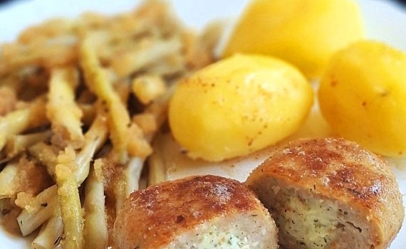 Kotlety mielone drobiowe z serkiem topionym
